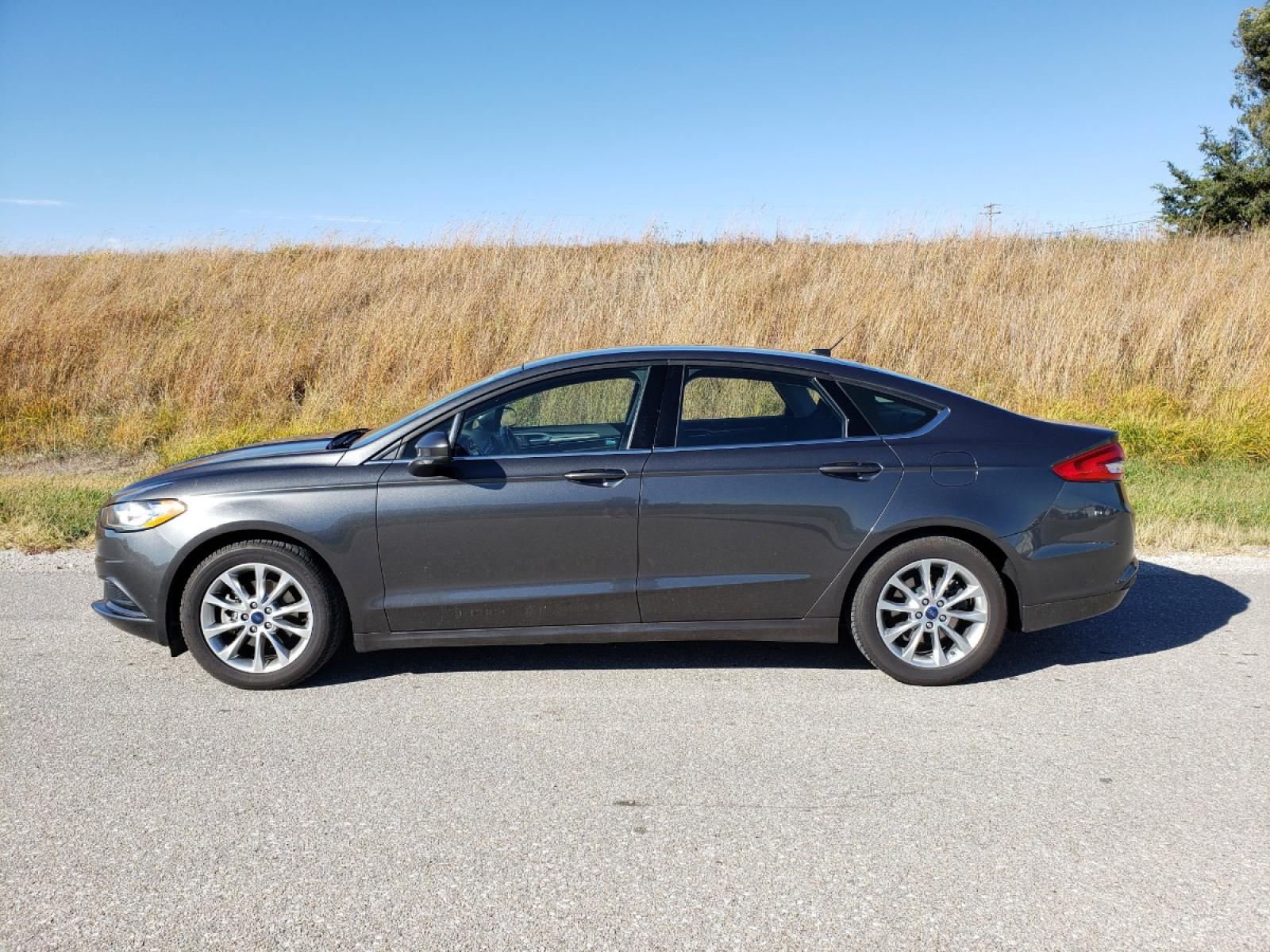 2017 Gray Ford Fusion SE (3FA6P0HD2HR) , located at 1032 South Lincoln Avenue Ste B, York, NE, 68467, (402) 362-5933, 0.000000, 0.000000 - This vehicle was previously a part of our rental fleet where it was regularly serviced and detailed. This vehicle does have hail damage. - Photo #1